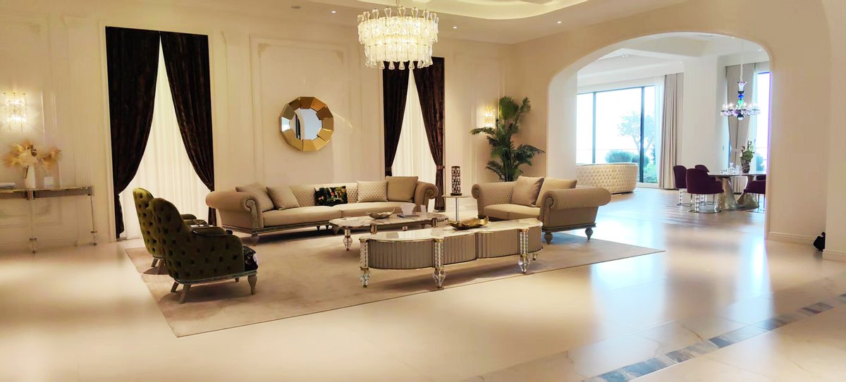Reake Furniture Showroom